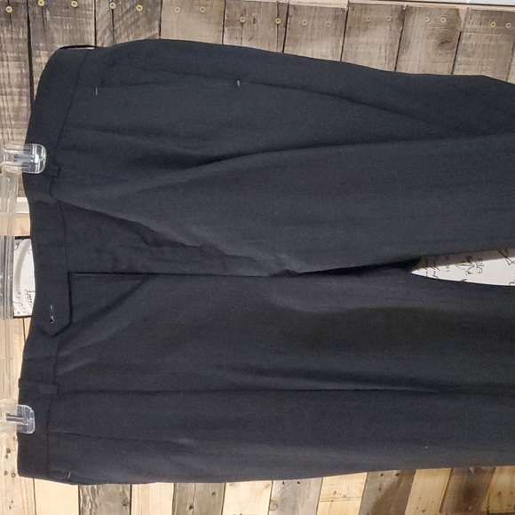 COPY - OSMUN'S 2 piece suit W/ matching red tie. - Picture 5 of 11